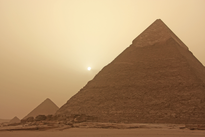Cosmic-rays-to-survey-Egypt-pyramids